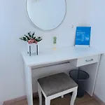 Apartment Erika - For 2 Near The Pula